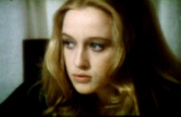 eleonara_giorgi_7.jpg